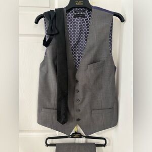 TED BAKER LONDON SUITE FOR MEN